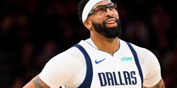 Leyu Sports-影响交易！浓眉或伤停数月：加盟独行侠后6次受伤