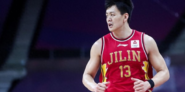 乐鱼体育官网网页版-姜宇星加盟辽宁内幕！年薪高达550万，试训杨鸣非常满意