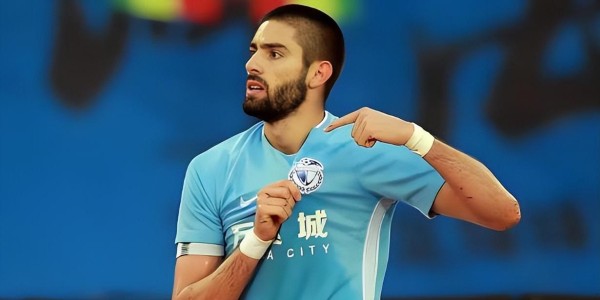 喜讯！大连英博外援补强又有新大鱼，已报价150万欧求购心仪之人