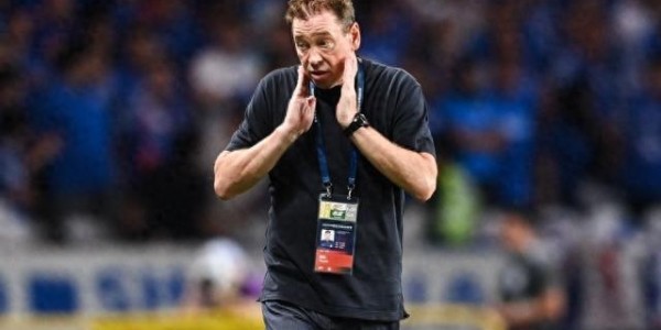 乐鱼体育下载-记者谈申花：在中下游队伍身上丢太多分，破低位防守没有太多办法