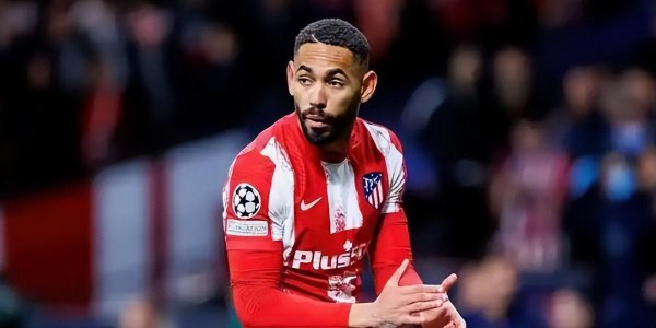 乐鱼体育下载-意外！邵佳一国足未来首位通过考察的归化有可能是他，值得期待