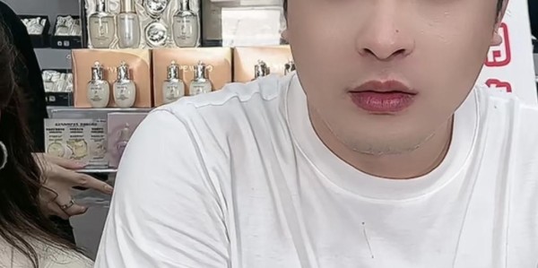 曝辛巴出走香港被带走，面临多项指控，知情人曝问题性质很严重