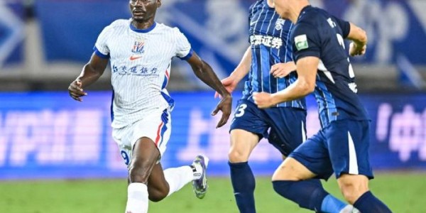 乐鱼vip注册-爆大冷！第89分钟绝杀，上海申花轰然倒下，无缘登顶