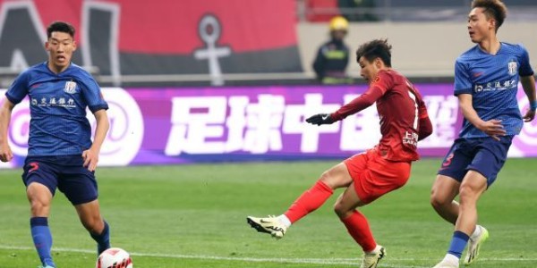 乐鱼体育官网网页版-【中超第30轮前瞻】大结局即将揭晓 上海双雄谁捧杯